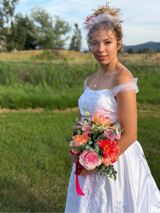 Dresses & Skirts - White Off-Shoulder Lace Wedding Dress with Floral Bouquet